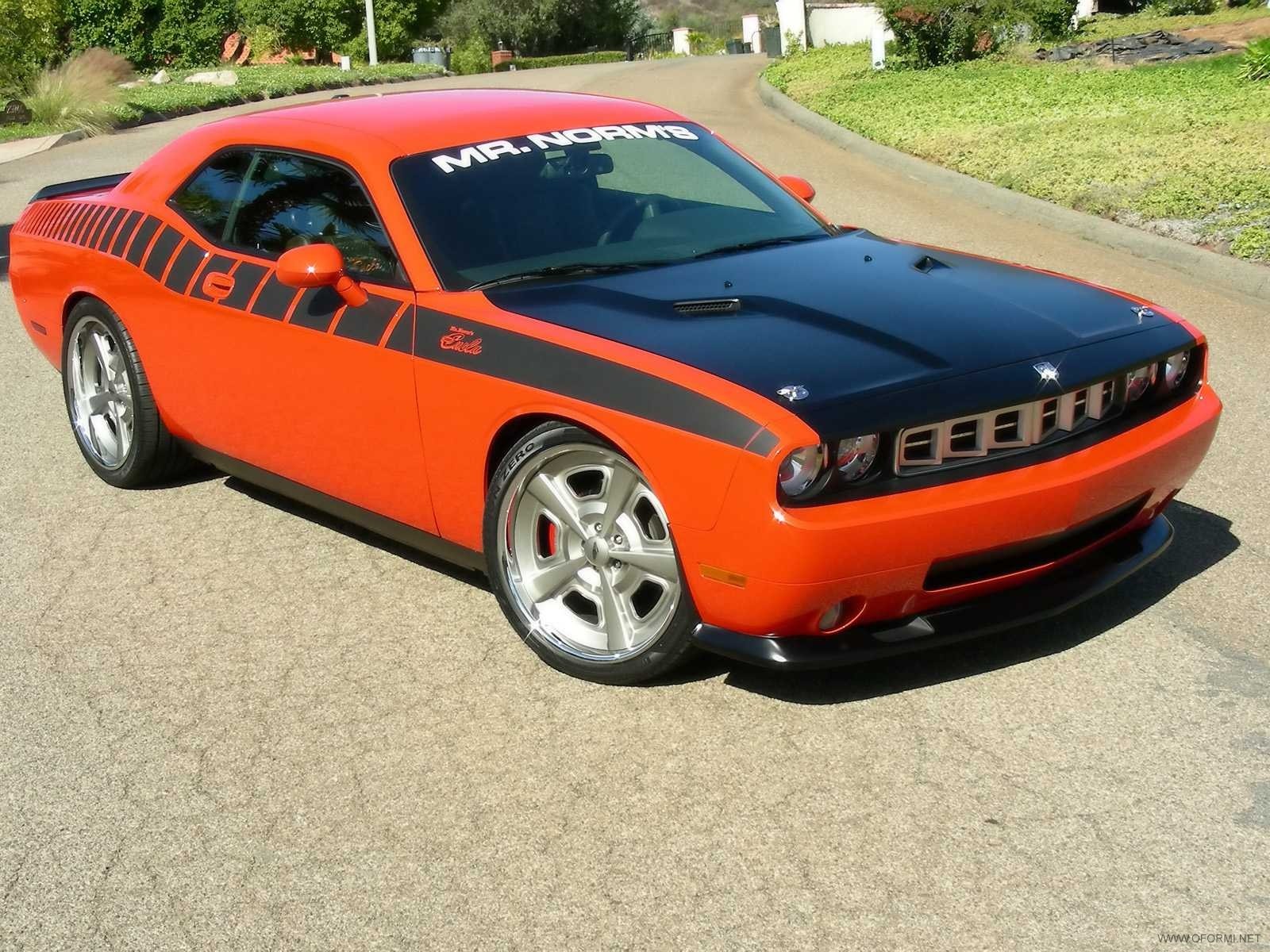 Dodge challenger заставка