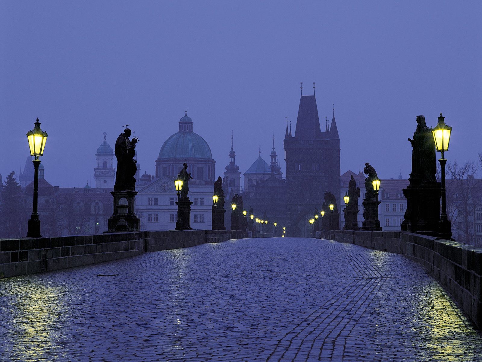 Ночная Прага Карлов мост
