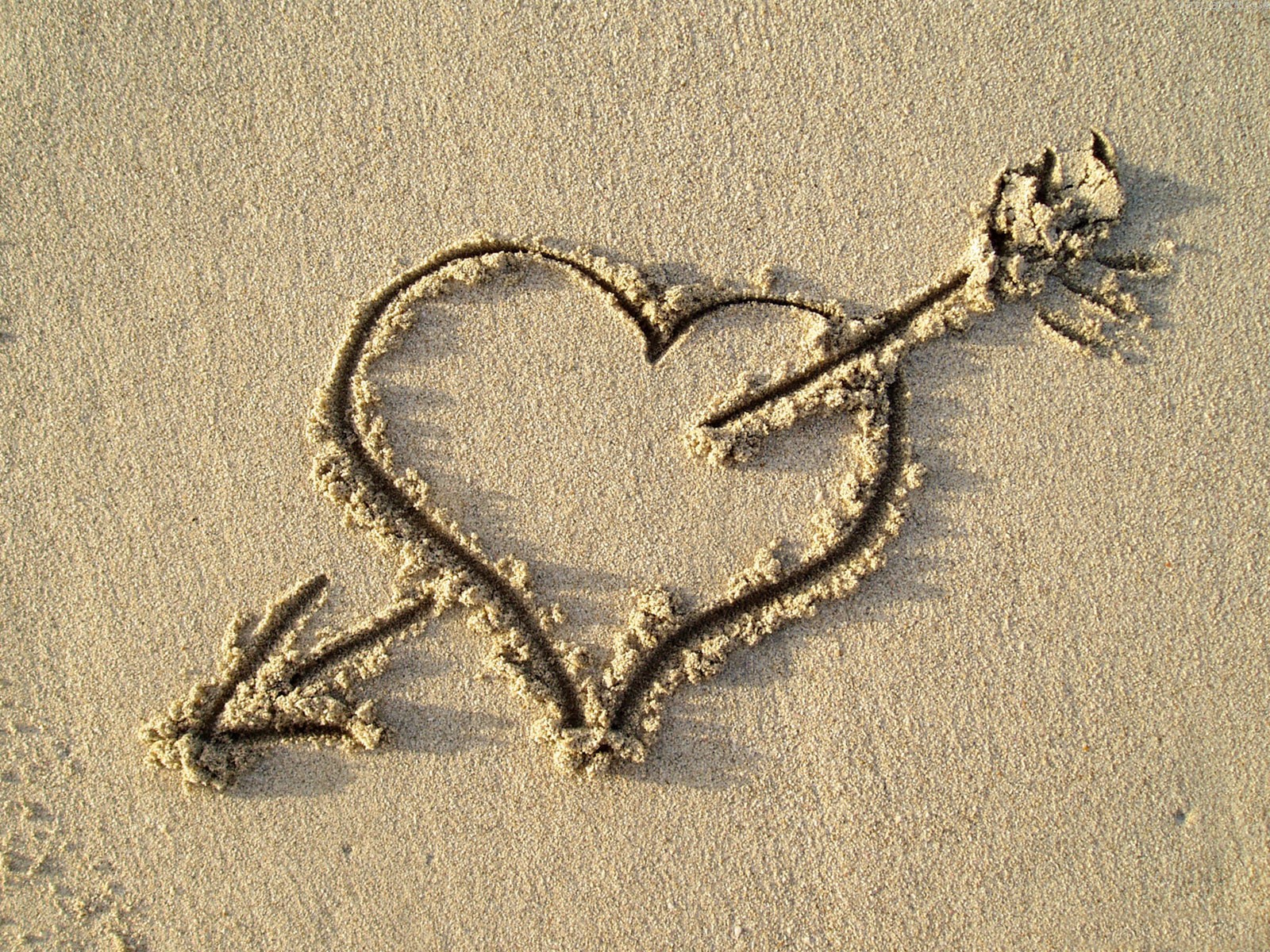 Сердце на песке